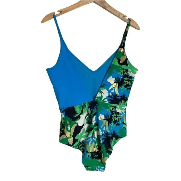 Aerie M blue floral‎ one piece bathing suit - Picture 5 of 7